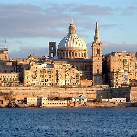 Apartment In Fort Cambridge With Pool سليمة المظهر الخارجي الصورة