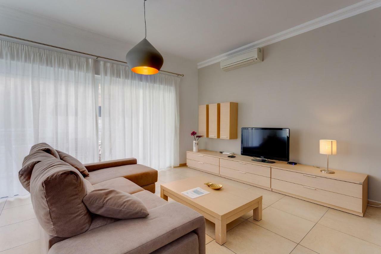 Apartment In Fort Cambridge With Pool سليمة المظهر الخارجي الصورة