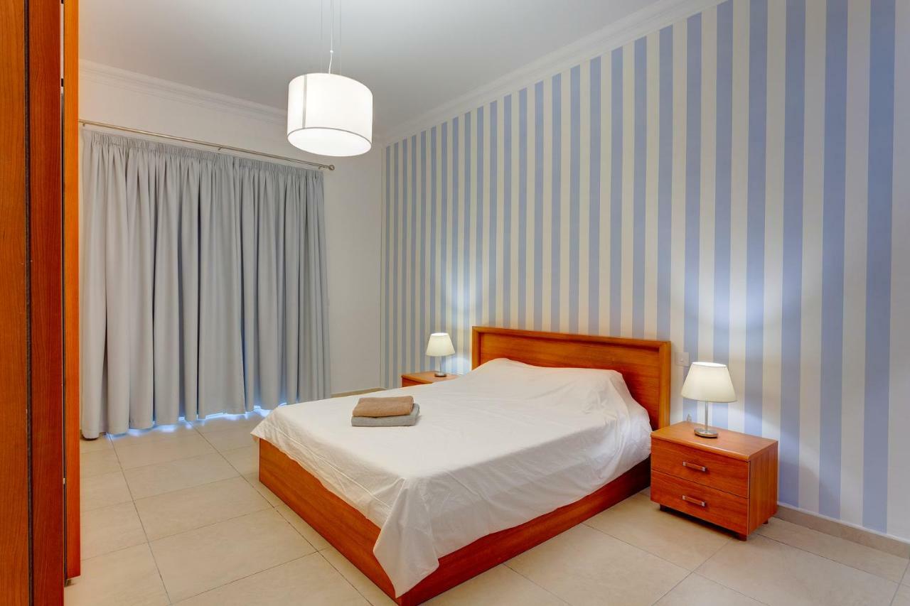 Apartment In Fort Cambridge With Pool سليمة المظهر الخارجي الصورة