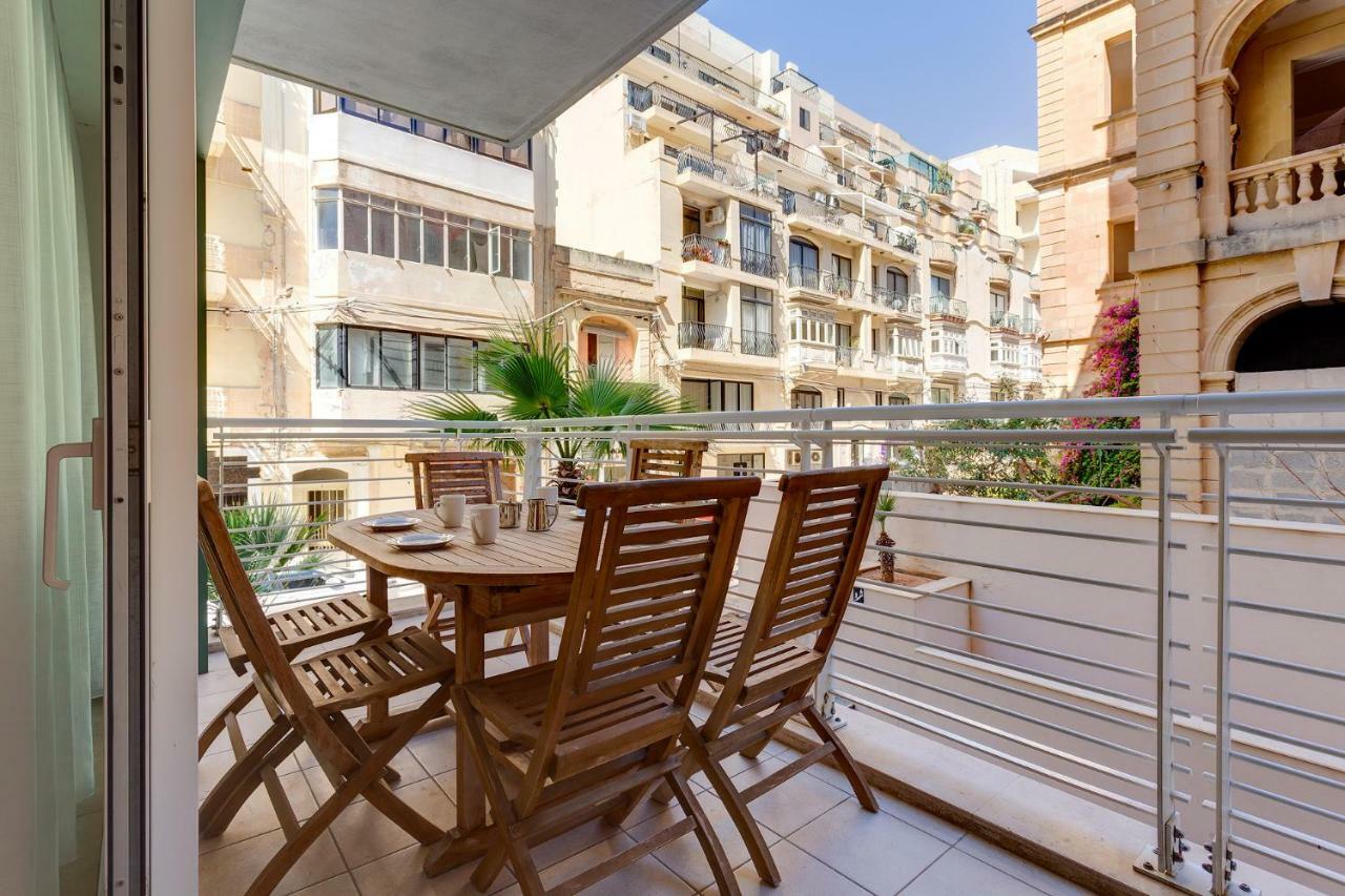 Apartment In Fort Cambridge With Pool سليمة المظهر الخارجي الصورة