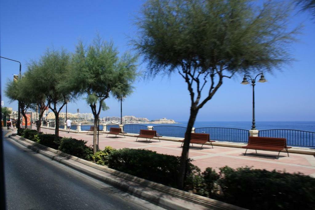 Apartment In Fort Cambridge With Pool سليمة المظهر الخارجي الصورة