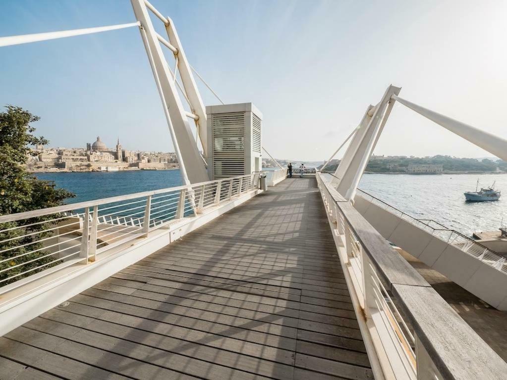 Apartment In Fort Cambridge With Pool سليمة المظهر الخارجي الصورة